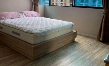 For rent 2 bedrooms condo in Sathon, Bangkok