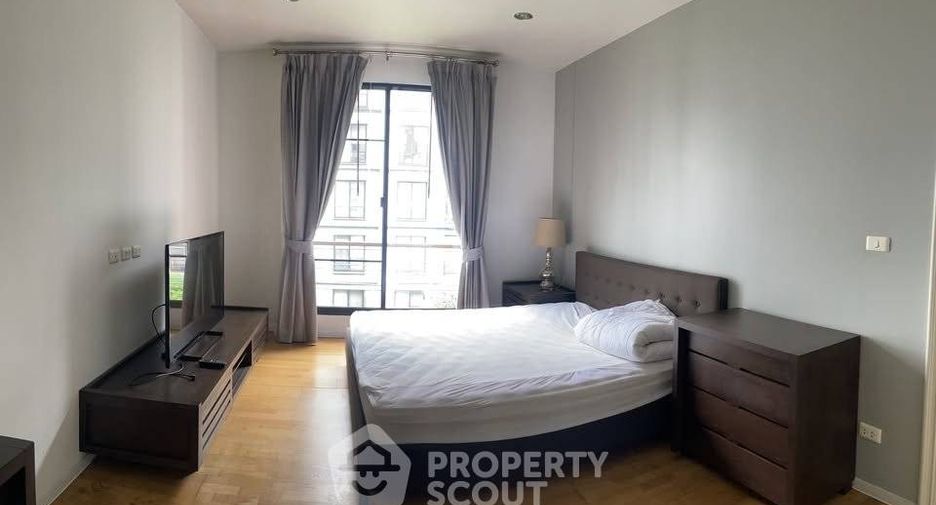 Condo en alquiler de 2 habitaciones en Huai Khwang, Bangkok