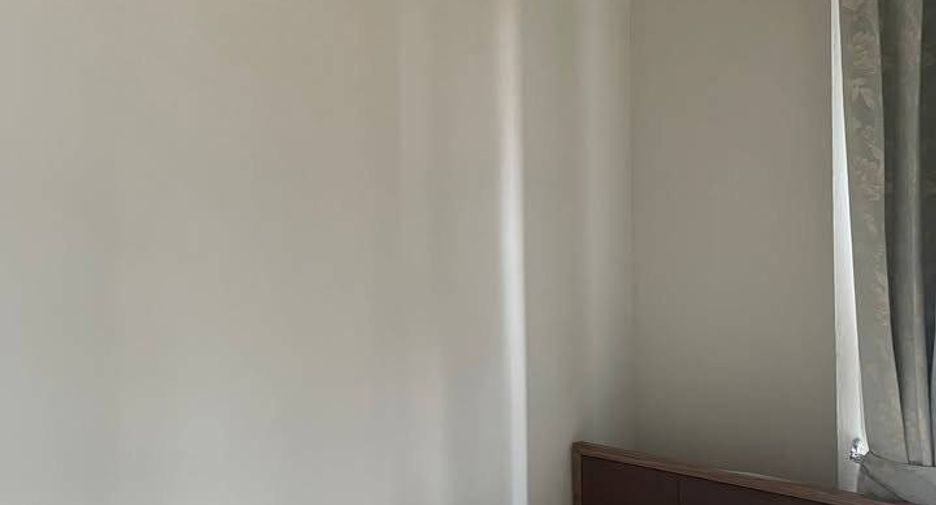 Condo en alquiler de 2 habitaciones en Huai Khwang, Bangkok