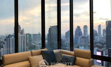 For rent 2 bedrooms condo in Bang Rak, Bangkok
