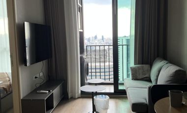 For rent 1 bed condo in Huai Khwang, Bangkok