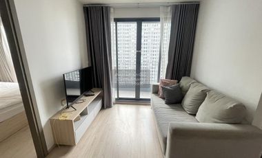 For rent 2 bedrooms condo 