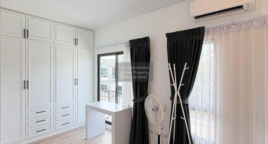 Casa en alquiler de 4 habitaciones en Bang Sao Thong, Samut Prakan