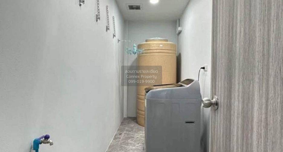 Casa en alquiler de 4 habitaciones en Bang Sao Thong, Samut Prakan
