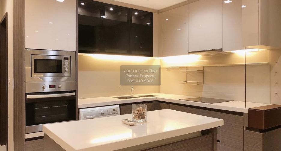For rent 2 bedrooms condo in Huai Khwang, Bangkok