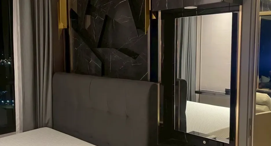 For sale 2 bedrooms condo in Watthana, Bangkok