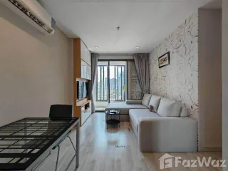 À louer 2 chambres condo à Huai Khwang, Bangkok