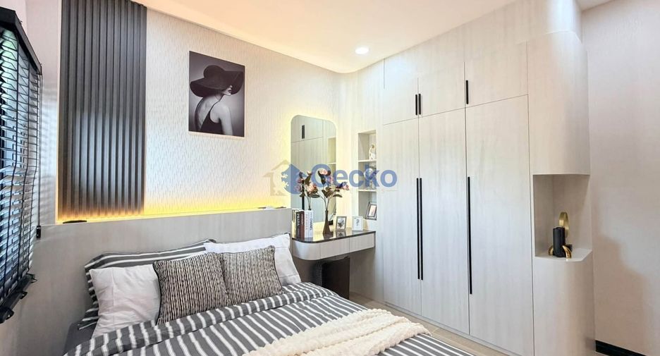 For sale 4 bedrooms house in Bang Lamung, Chonburi
