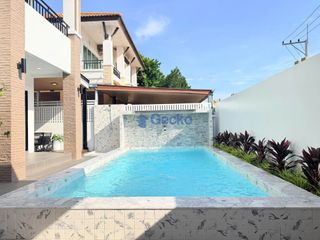 Casa en venta de 4 habitaciones en Bang Lamung, Chonburi