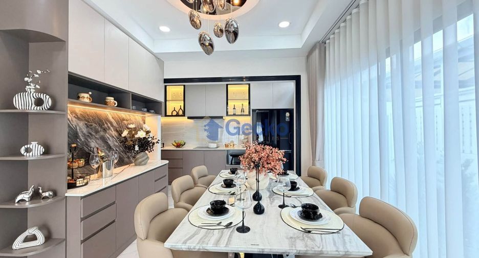 For sale 4 bedrooms house in Bang Lamung, Chonburi