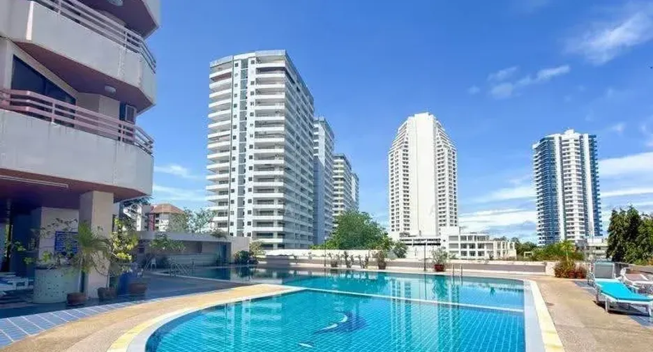 For rent 2 bedrooms condo in Bang Lamung, Chonburi