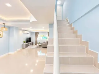 For rent 2 bedrooms townhouse in Bang Lamung, Chonburi