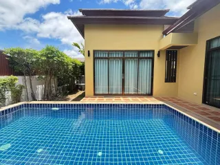 Casa en alquiler de 3 habitaciones en Bang Saray, Pattaya