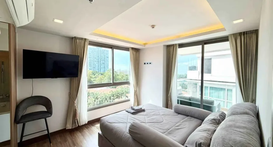 Condo en alquiler de 2 habitaciones en Bang Lamung, Chonburi