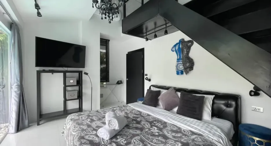 For rent 7 bedrooms house in Jomtien, Pattaya
