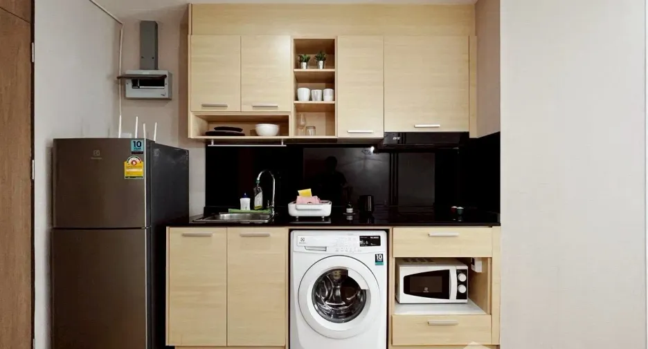 For rent 1 bed condo in Khlong Toei, Bangkok