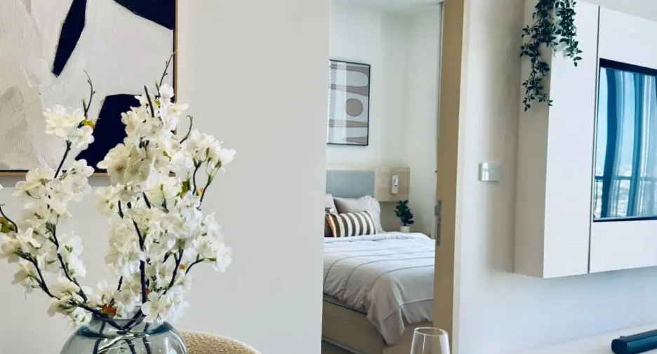For rent 2 bedrooms condo in Watthana, Bangkok