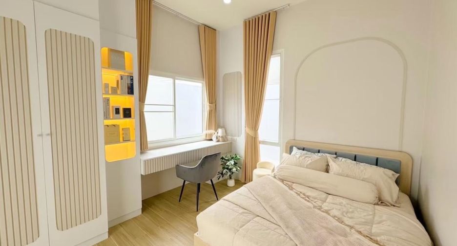 For sale 4 bedrooms villa in Bang Lamung, Chonburi