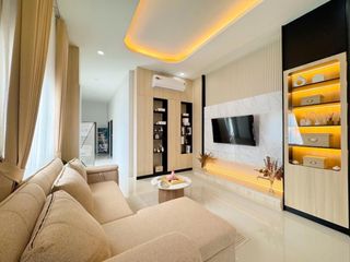 For sale 4 bedrooms villa in Bang Lamung, Chonburi