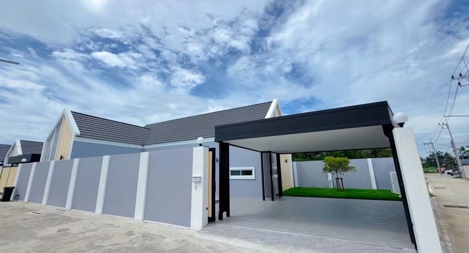 For sale 4 bedrooms villa in Bang Lamung, Chonburi