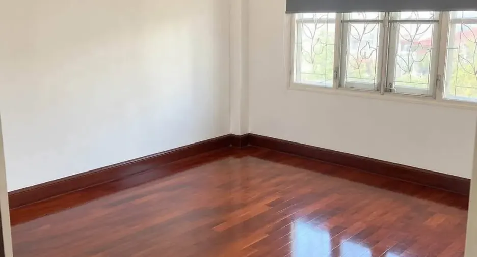 For rent and for sale 7 bedrooms house in Bang Phli, Samut Prakan
