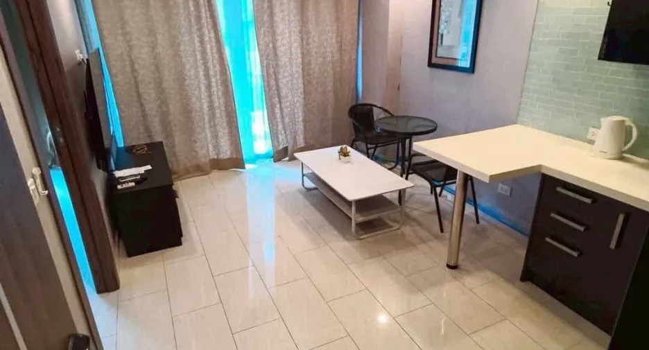 出售 1 卧室 公寓 在 Bang Lamung, Chon Buri