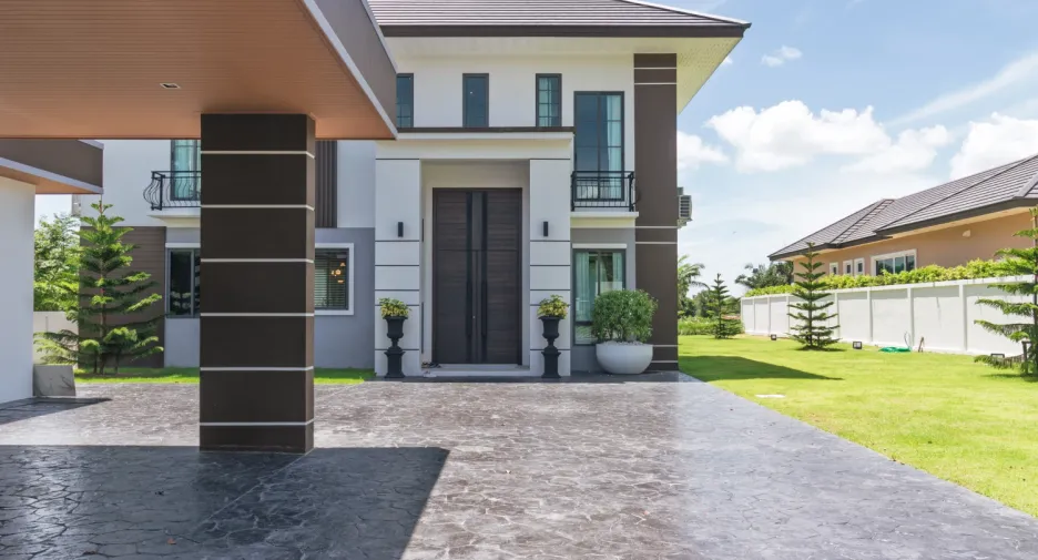 For sale 4 bedrooms villa in Bang Lamung, Chonburi