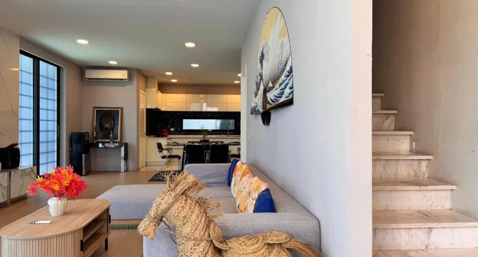 For sale 4 bedrooms villa in Bang Lamung, Chonburi
