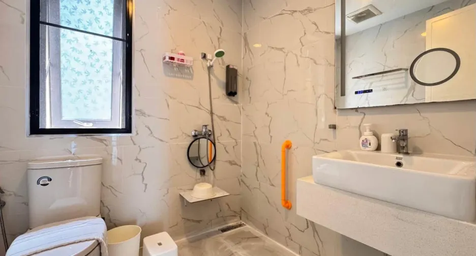 For sale 4 bedrooms villa in Bang Lamung, Chonburi