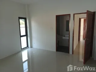 For sale 3 bedrooms house in Mueang Lamphun, Lamphun