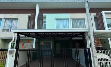 For rent 3 bedrooms townhouse in Thalang, Phuket