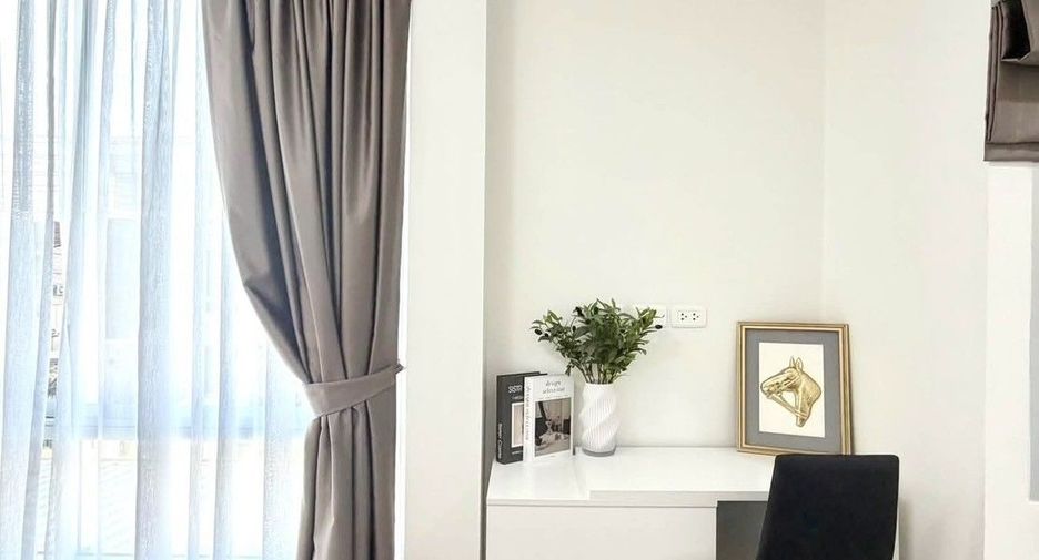 For rent 3 bedrooms townhouse in Thalang, Phuket
