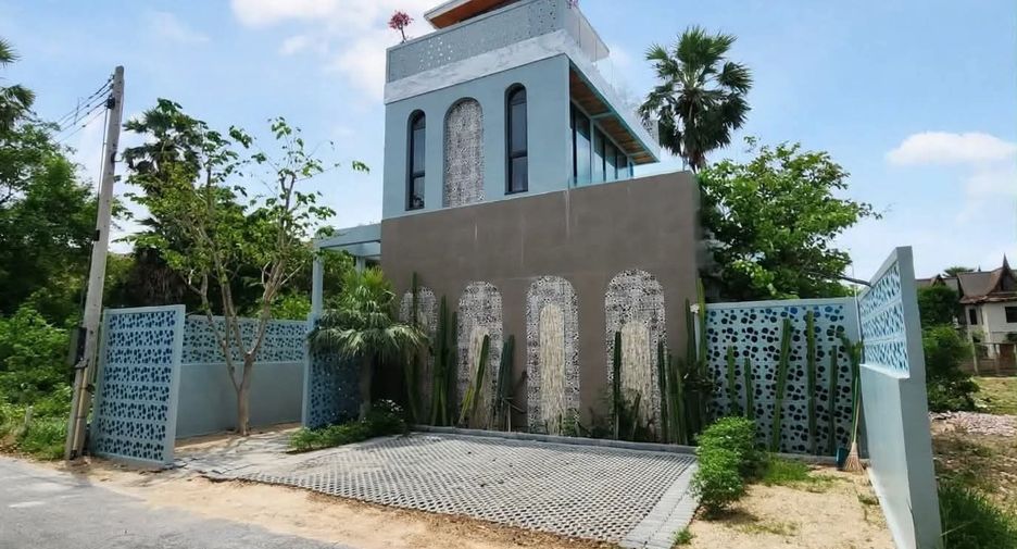 For sale 4 bedrooms villa in Pran Buri, Prachuap Khiri Khan