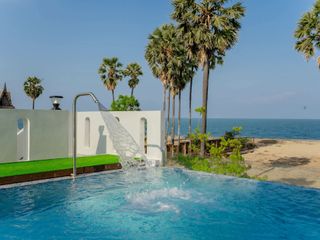 For sale 4 bedrooms villa in Pran Buri, Prachuap Khiri Khan