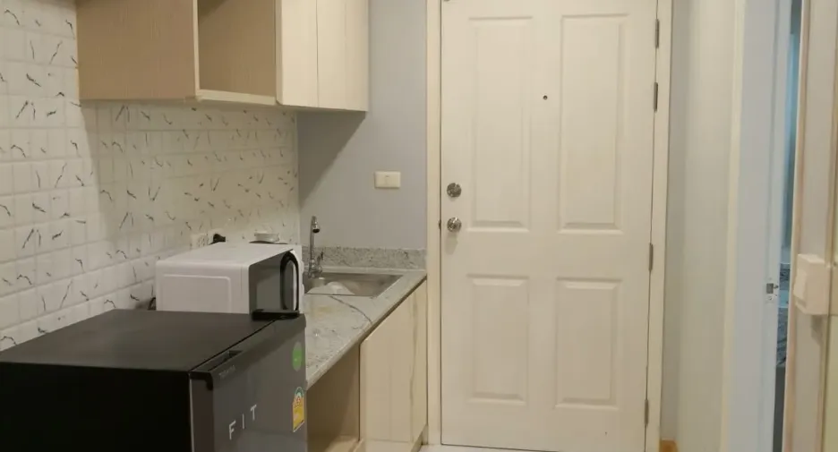 For rent そして for sale スタジオ condo in Phra Khanong, Bangkok