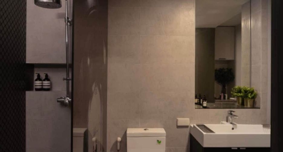 For rent 1 bed condo in Yan Nawa, Bangkok