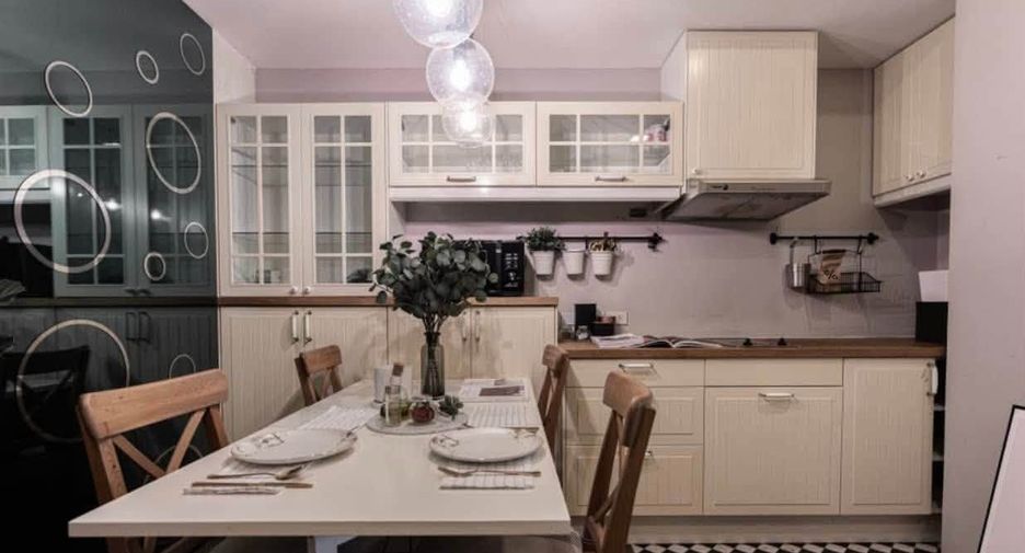 For rent 1 bed condo in Yan Nawa, Bangkok