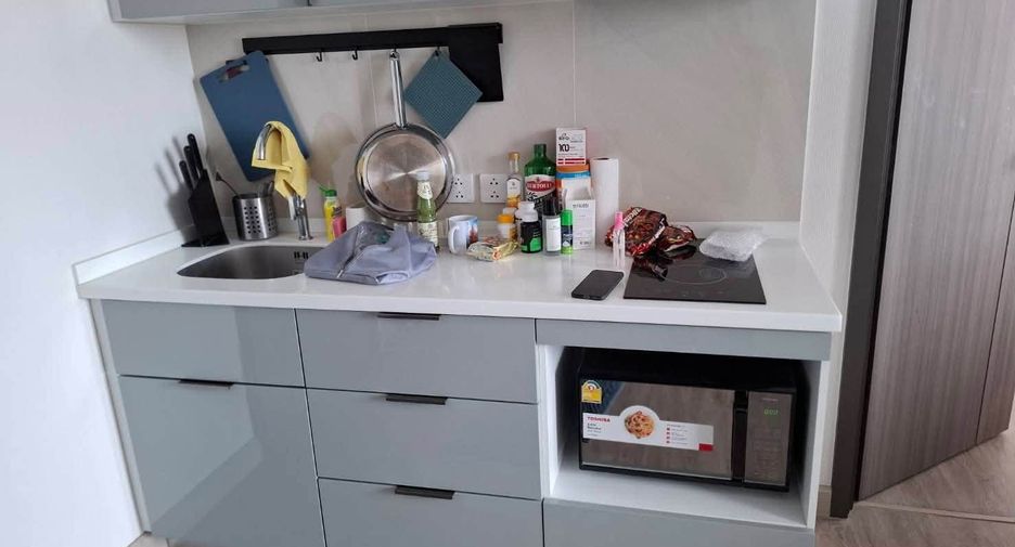 For rent 1 bed condo in Phaya Thai, Bangkok