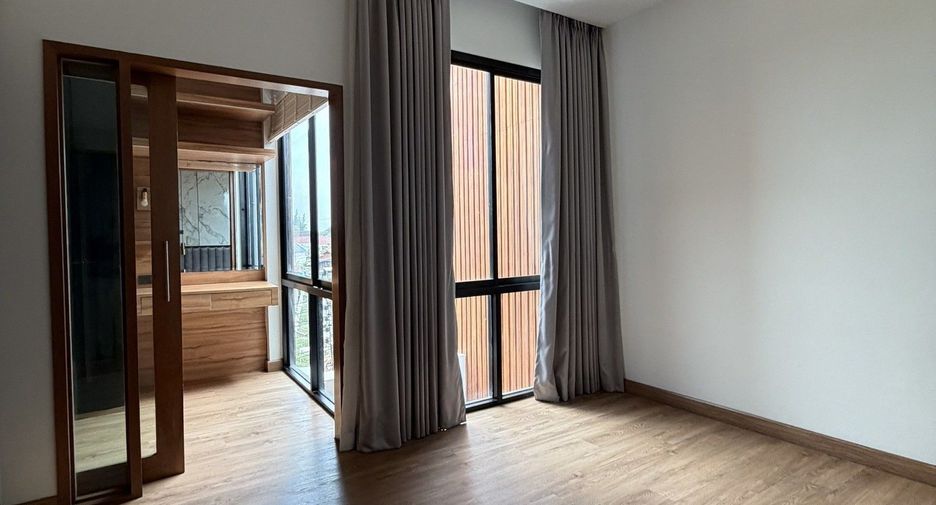 For sale 3 bedrooms townhouse in San Sai, Chiang Mai