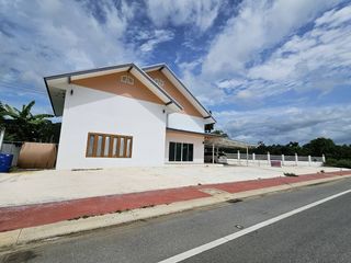 出售 1 卧室 独立屋 在 Pran Buri, 班武里府