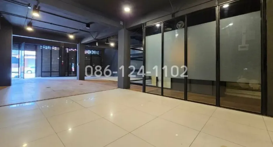 Büro zum Kauf in Mueang Nakhon Ratchasima, Nakhon Ratchasima