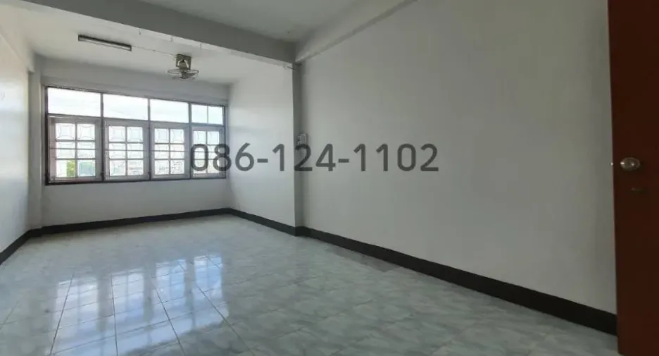 Büro zum Kauf in Mueang Nakhon Ratchasima, Nakhon Ratchasima