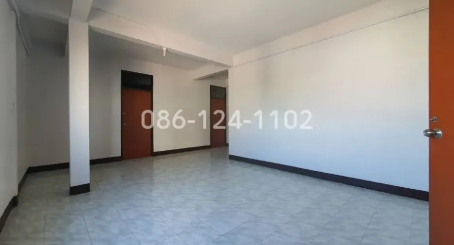 Büro zum Kauf in Mueang Nakhon Ratchasima, Nakhon Ratchasima