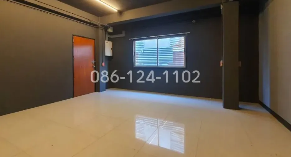 Büro zum Kauf in Mueang Nakhon Ratchasima, Nakhon Ratchasima