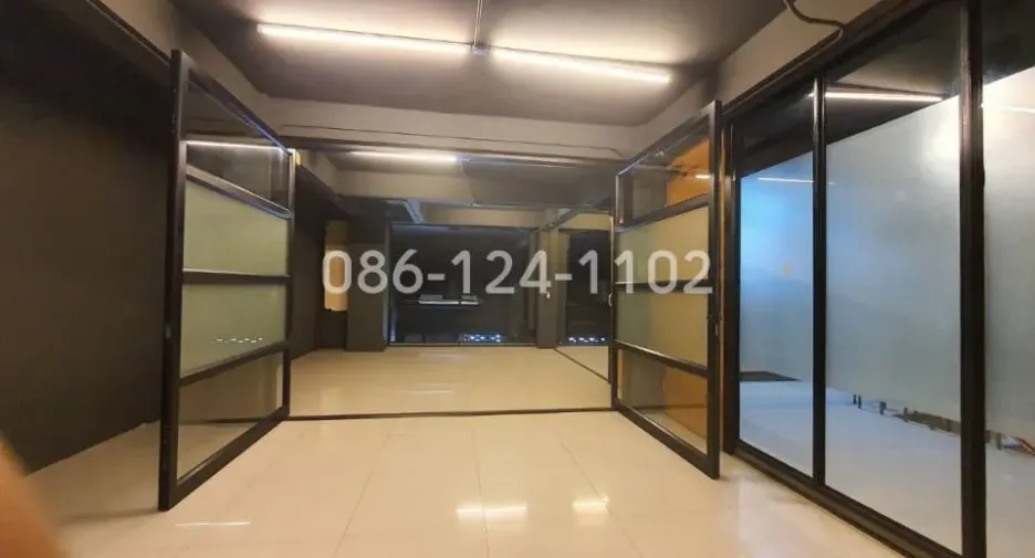 Büro zum Kauf in Mueang Nakhon Ratchasima, Nakhon Ratchasima