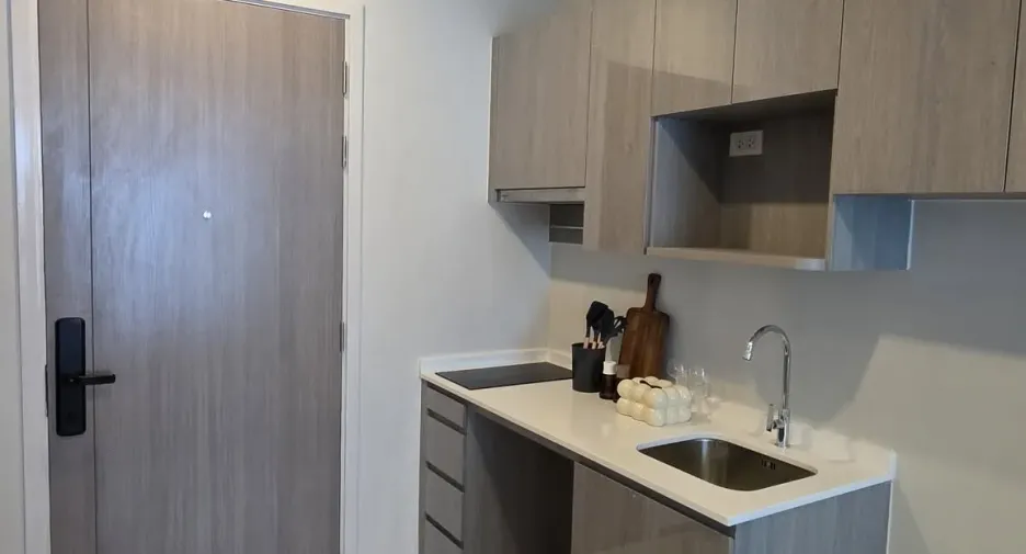 For rent 1 bed condo in Mueang Rayong, Rayong