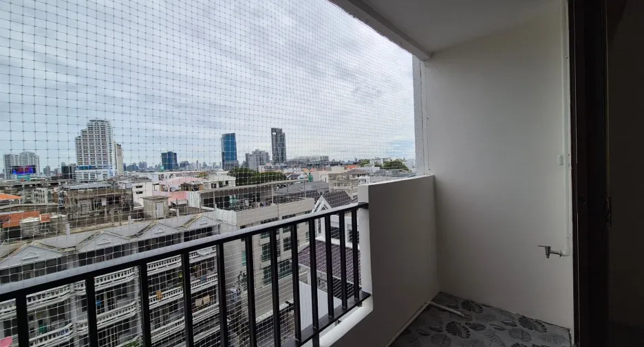 Condo en venta de estudio en Yan Nawa, Bangkok