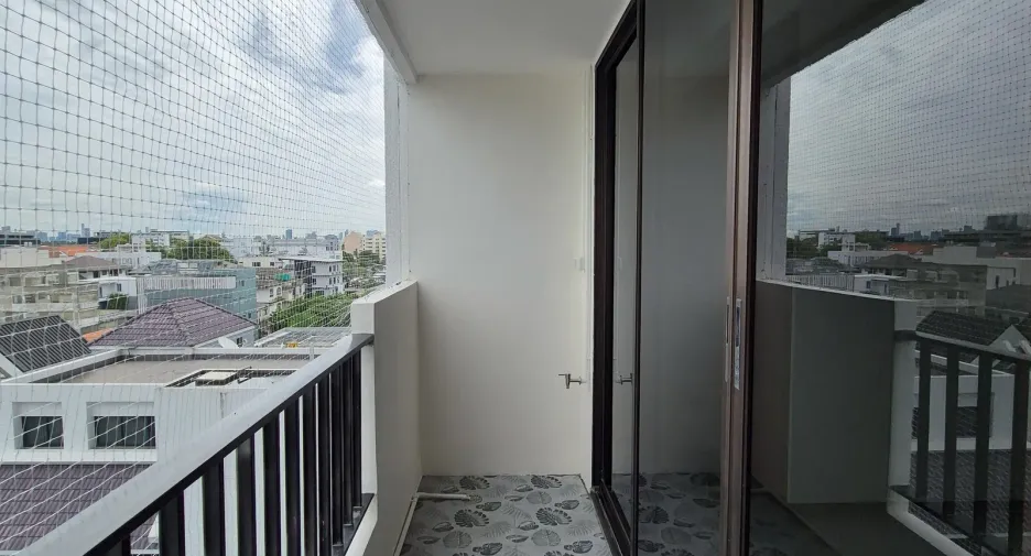 Condo en venta de estudio en Yan Nawa, Bangkok