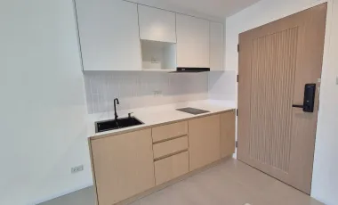 Condo en venta de estudio en Yan Nawa, Bangkok
