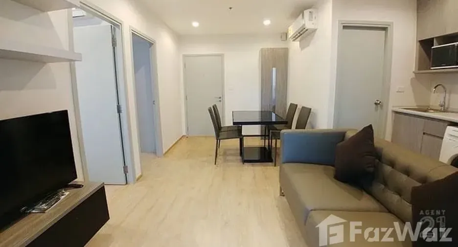 For rent 2 bedrooms condo in Thon Buri, Bangkok